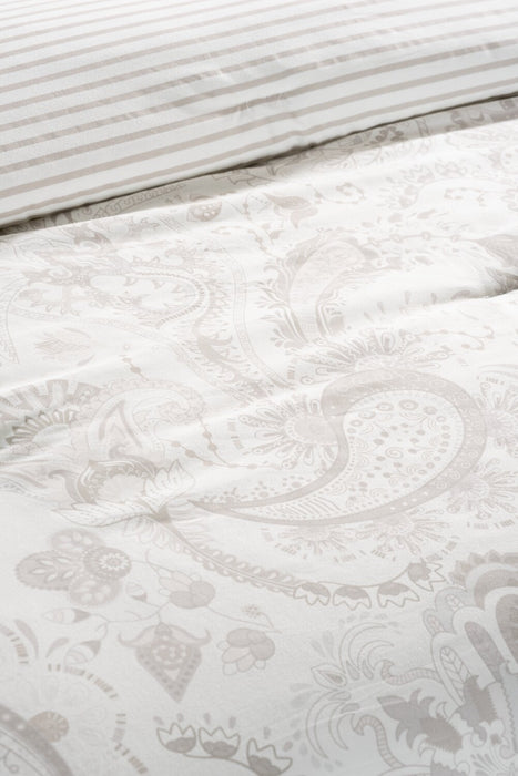 Indie Paisley 3-Piece Full/Queen Comforter Set