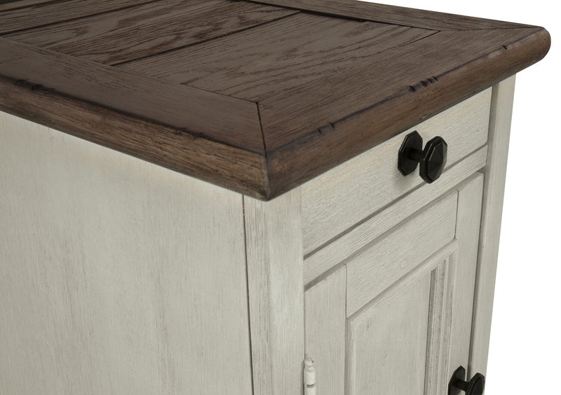 Colby Chairside Table 