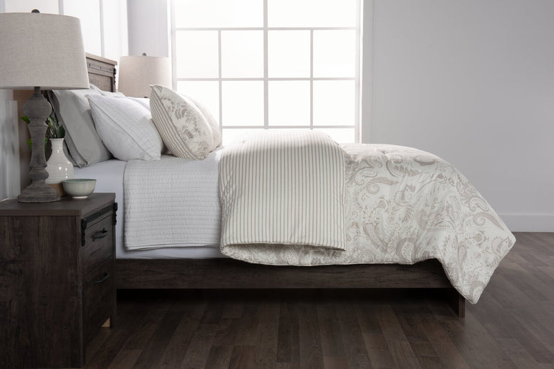 Indie Paisley 3-Piece Full/Queen Comforter Set