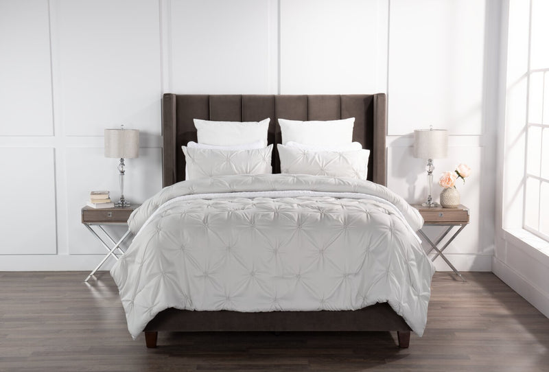 Brianna Light Grey 3-Piece Full/Queen Comforter Set