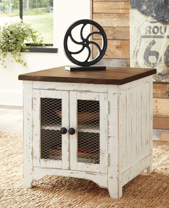 Benjy End Table 