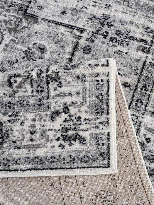 Clover Area Rug - 5' x 7'