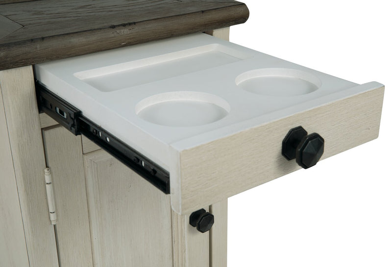 Colby Chairside Table 