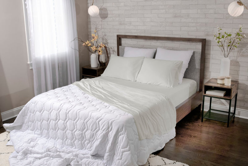 BEDGEAR® Dri-Tec® 4-Piece Queen Sheet Set - Pearl Grey