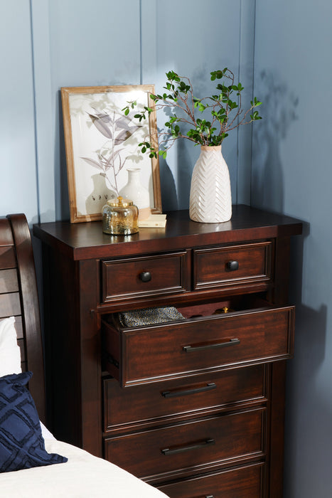 Sonoma Chest